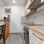 1 Bedroom Cozy In Ljubač