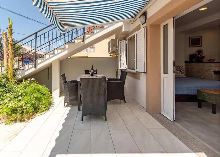 1 Bedroom Lovely In Apartman Ljubač
