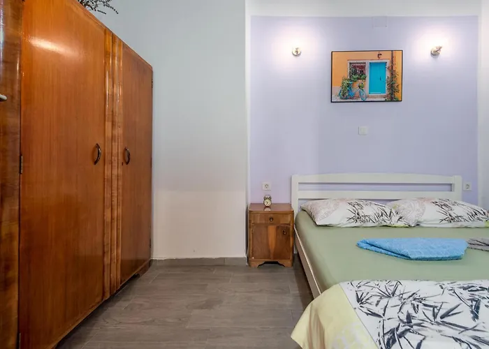 Apartman 1 Bedroom Lovely In *