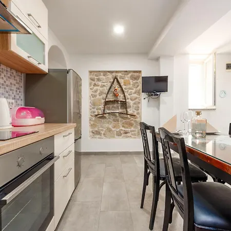 Appartement 1 Bedroom Cozy In *
