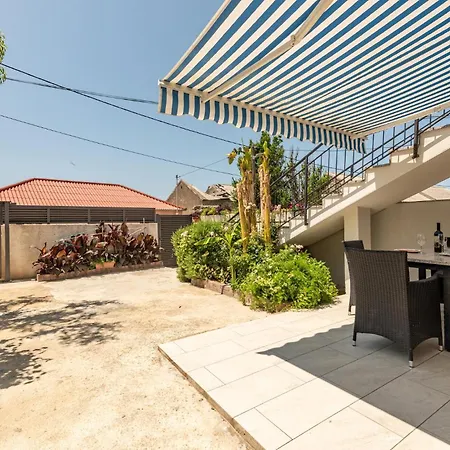 1 Bedroom Lovely In * Ljubac (Zadar)