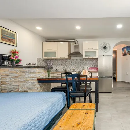 Appartement 1 Bedroom Cozy In *