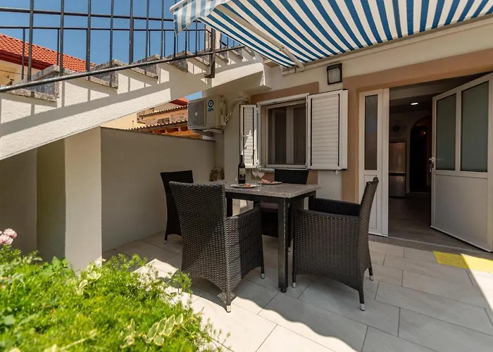 아파트 1 Bedroom Lovely In Ljubač