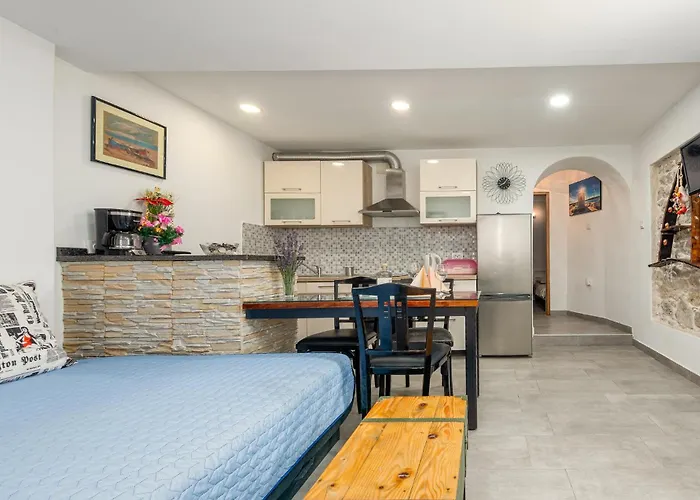 아파트 1 Bedroom Lovely In *