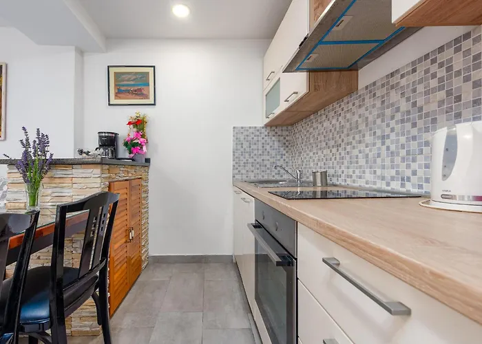 1 Bedroom Lovely In Ljubac (Zadar)